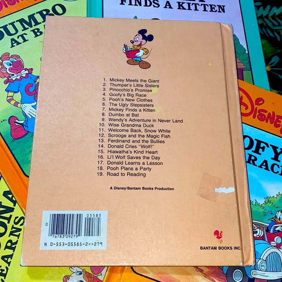 Walt Disney Wendy’s adventure in neverland beginning reader book - Picture 2 of 4